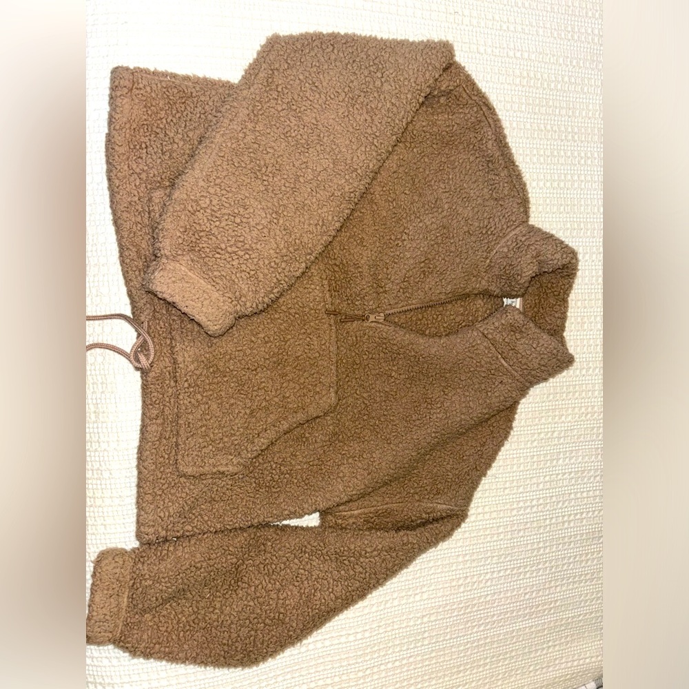 Cute quarter zip cropped Sherpa jacket